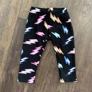 NWT Dot Dot Smile Super Soft Leggings SIZE 6/12 MONTHS